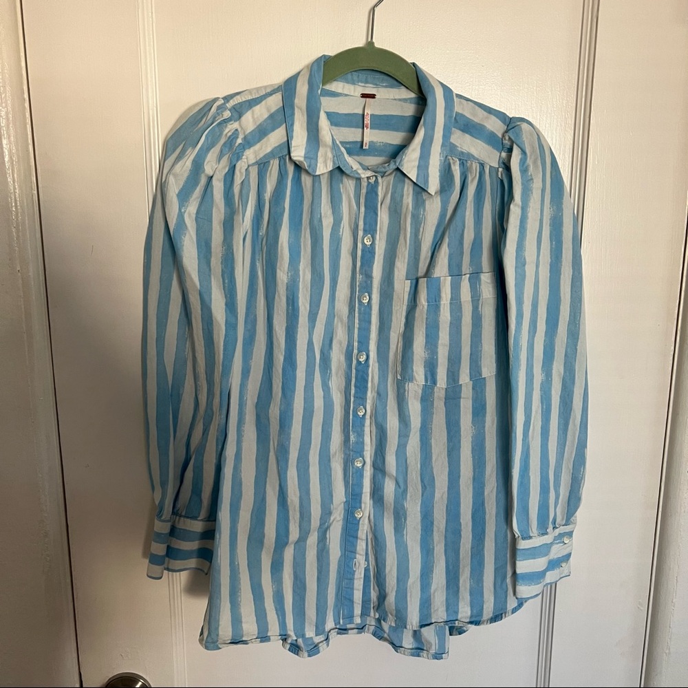 Free People button down shirt with puffed sleeves